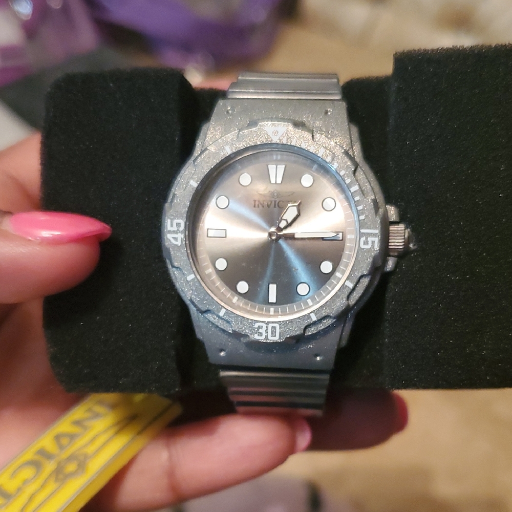 Invicta Gray and Silver Dive Watch